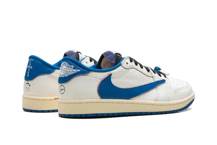 AIR JORDAN 1 RETRO LOW OG SP X TRAVIS SCOTT FRAGMENT SAIL