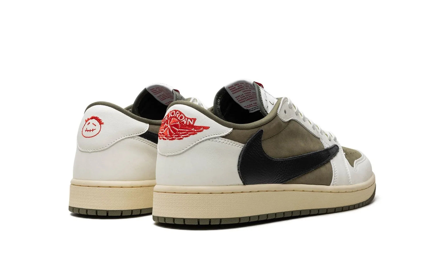 AIR JORDAN 1 LOW OG X TRAVIS SCOTT MEDIUM OLIVE