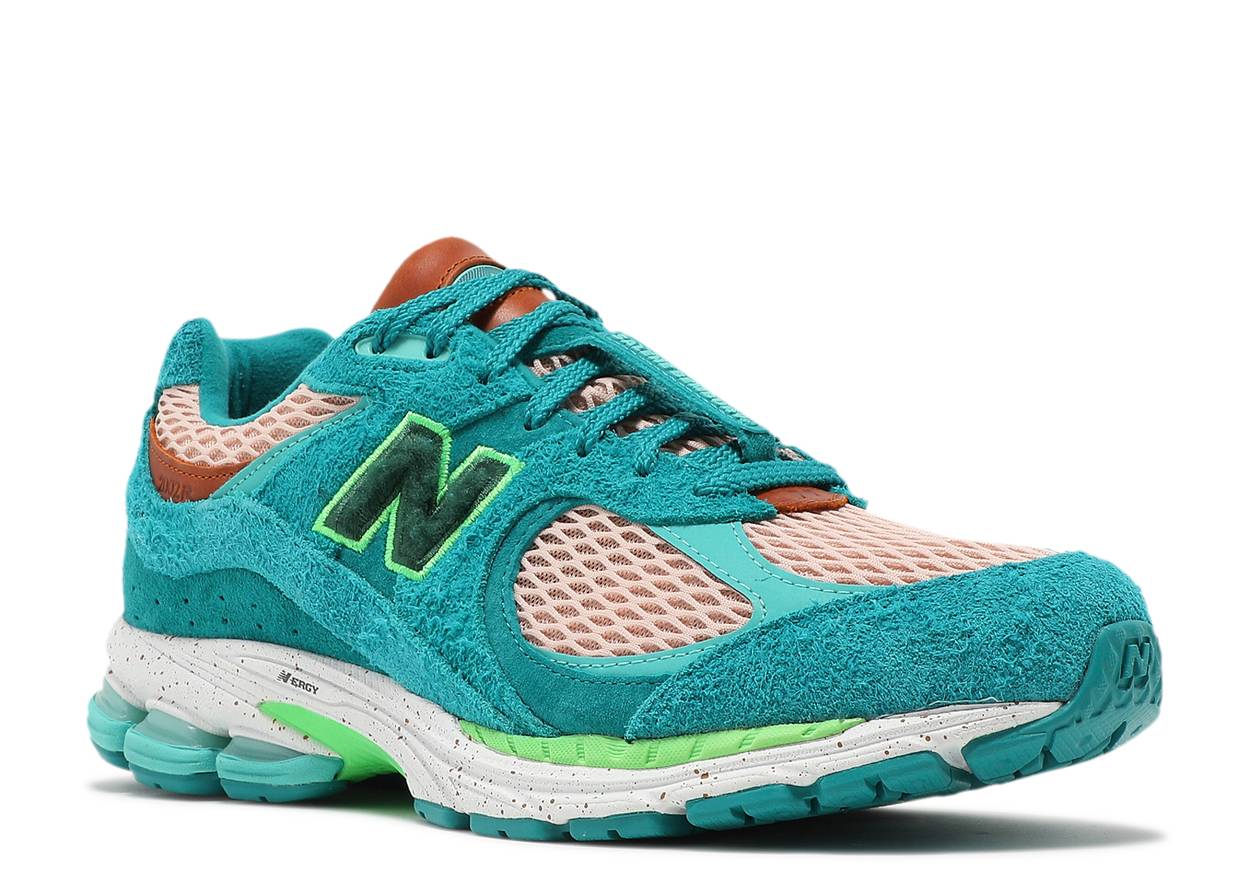 NEW BALANCE 2002R SALEHE BEMBURY WATER BE THE GUIDE