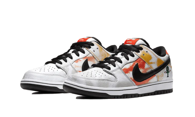 NIKE SB DUNK LOW RAYGUN TIE-DIE BLANCO