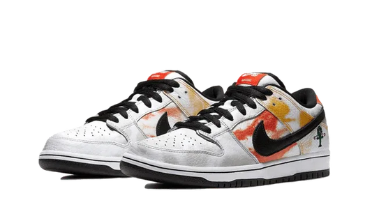 NIKE SB DUNK LOW RAYGUN TIE-DIE BLANCO