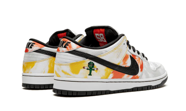 NIKE SB DUNK LOW RAYGUN TIE-DIE BLANCO