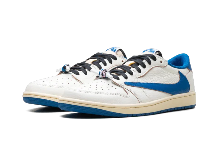 AIR JORDAN 1 RETRO LOW OG SP TRAVIS SCOTT FRAGMENT SAIL