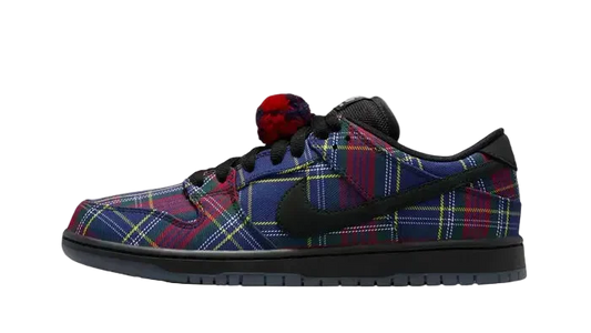 NIKE SB DUNK LOW NARDWUAR
