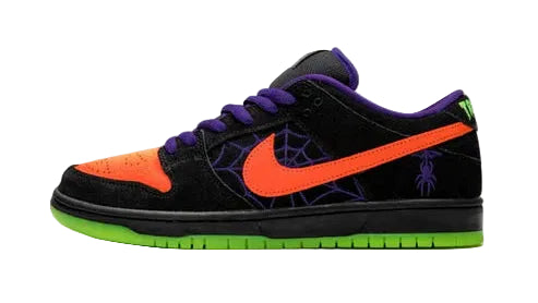 NIKE SB DUNK LOW NIGHT OF MISCHIEF HALLOWEEN ( SPECIAL BOX )