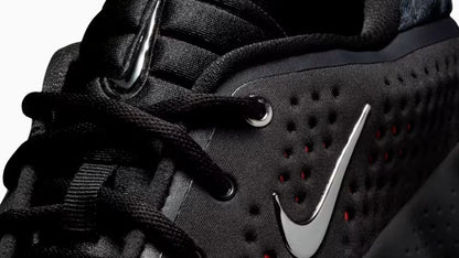 NIKE MIND 002 BLACK HYPER CRIMSON