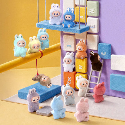 LABUBU THE MONSTERS PIN FOR LOVE A - M POP MART
