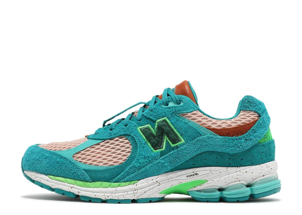 NEW BALANCE 2002R SALEHE BEMBURY WATER BE THE GUIDE