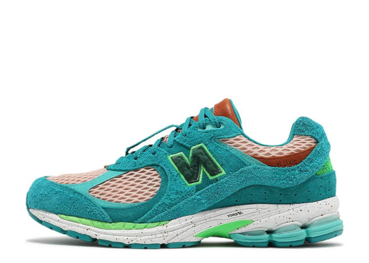 NEW BALANCE 2002R SALEHE BEMBURY WATER BE THE GUIDE