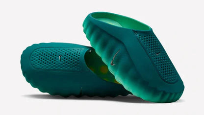 NIKE MIND 001 GEODE TEAL LIGHT MENTA