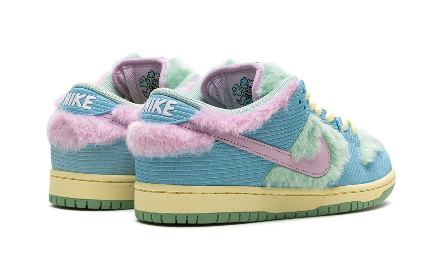 NIKE SB DUNK LOW VERDY VISTY