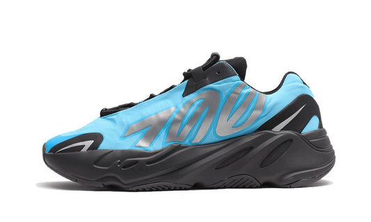 YEEZY 700 MNVN BRIGHT CYAN - JEFA SNEAKERS MADRIDzapatillas